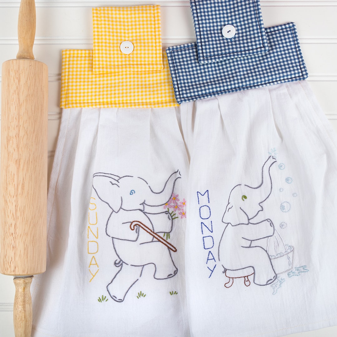 BLOG REMIX 2 - DIY Hanging Kitchen Towel - The Jolly Jabber Quilting Blog