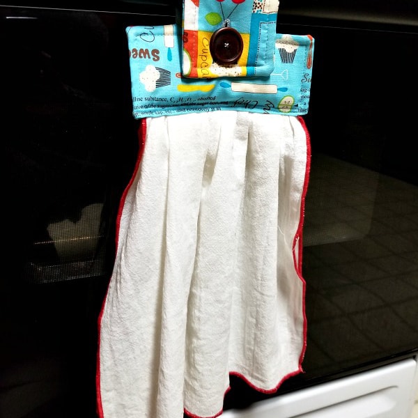 BLOG REMIX 2 - DIY Hanging Kitchen Towel - The Jolly Jabber