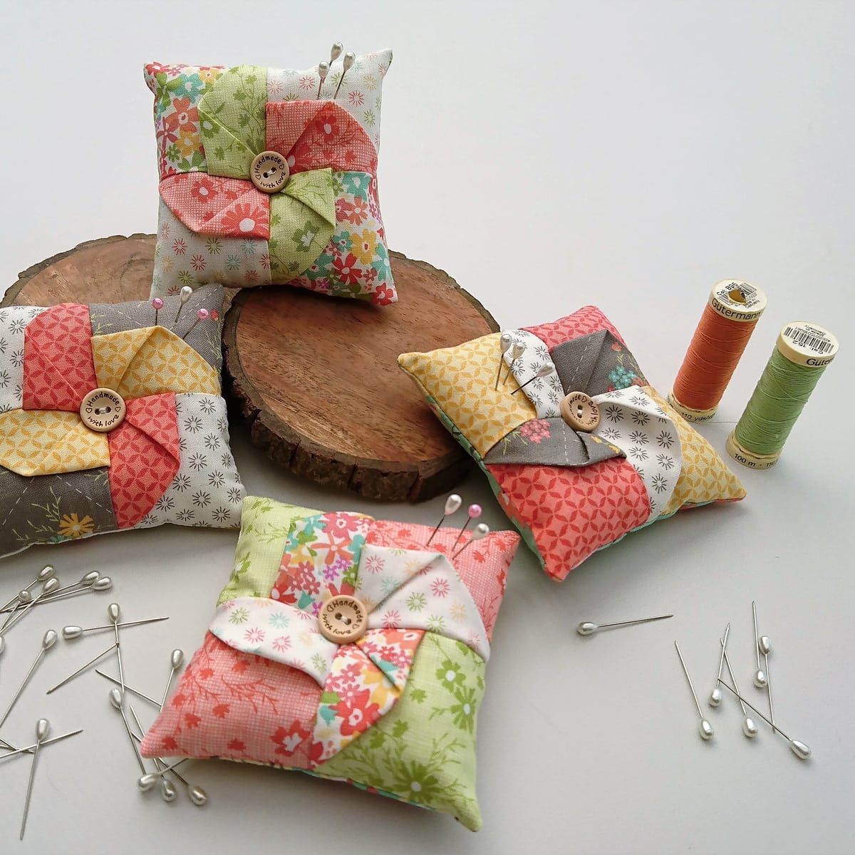 Pretty Pinwheel Pin cushion – PDF Pattern, instant download