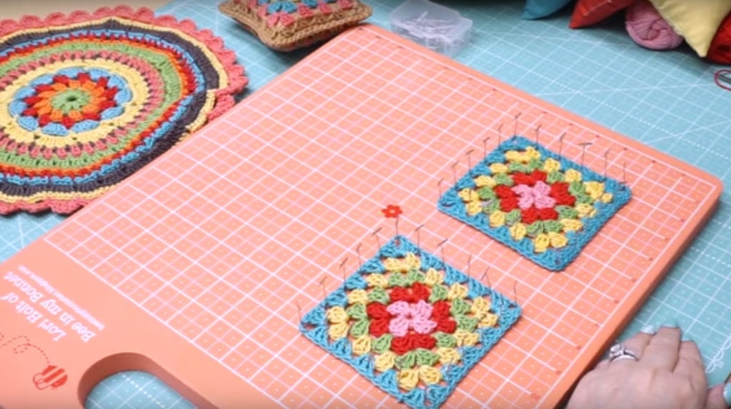 Crochet with Lori Holt! The Jolly Jabber Quilting Blog