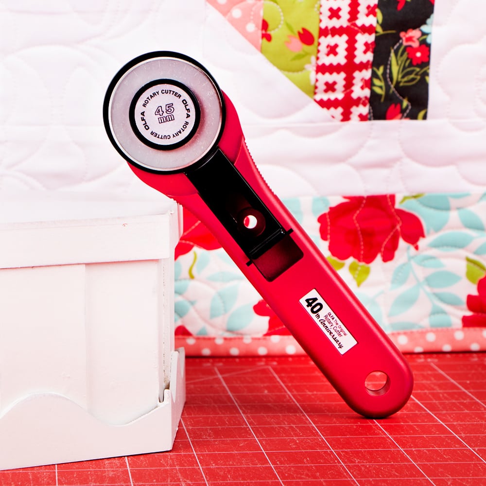 The Best Rotary Cutters for Quilting - The Jolly Jabber Quilting Blog