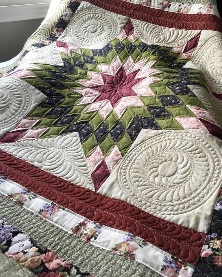 Quilt pattern Radiant Star, top by Cheryl Davidson