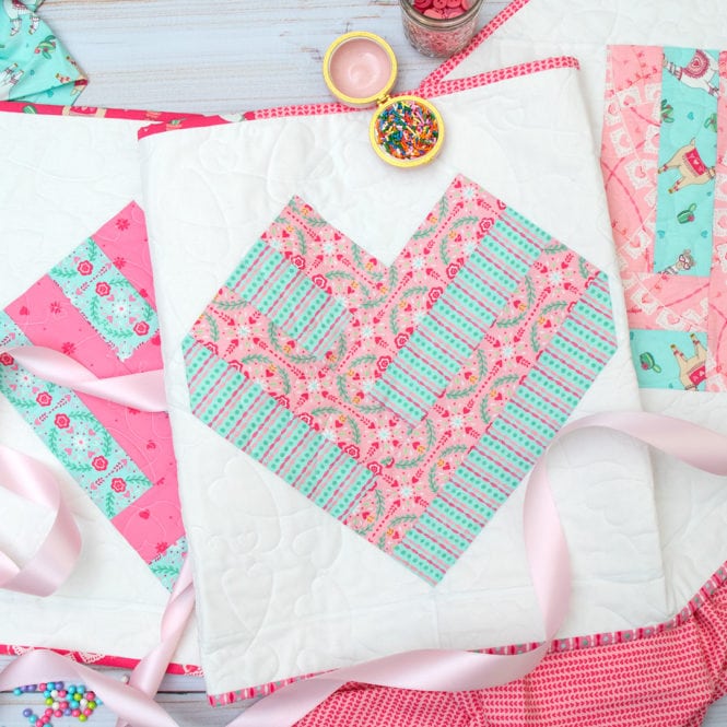 free-jelly-roll-friendly-tablerunner-pattern