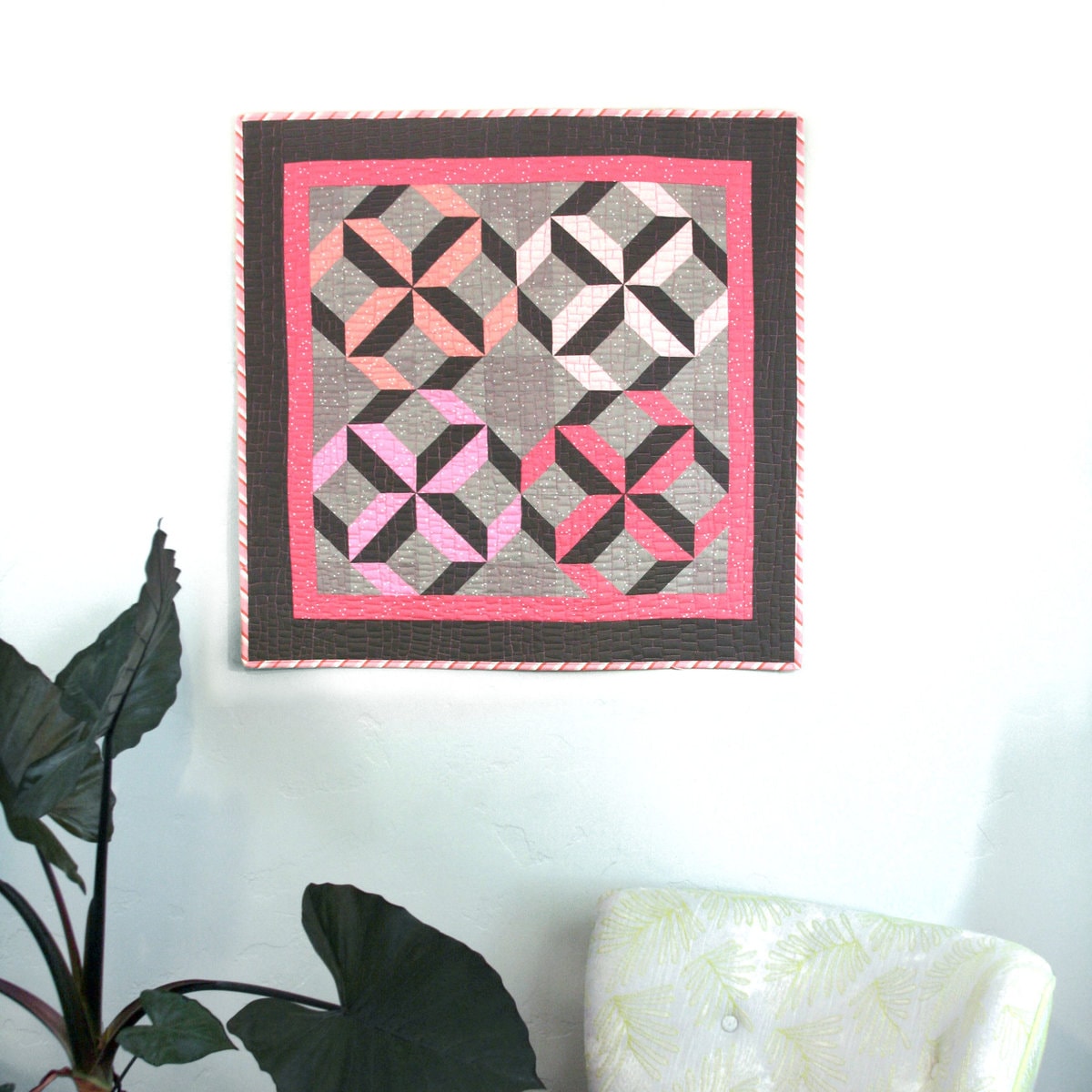 Elizabeth DeMoo's version of the Shaded Trail Quilt 