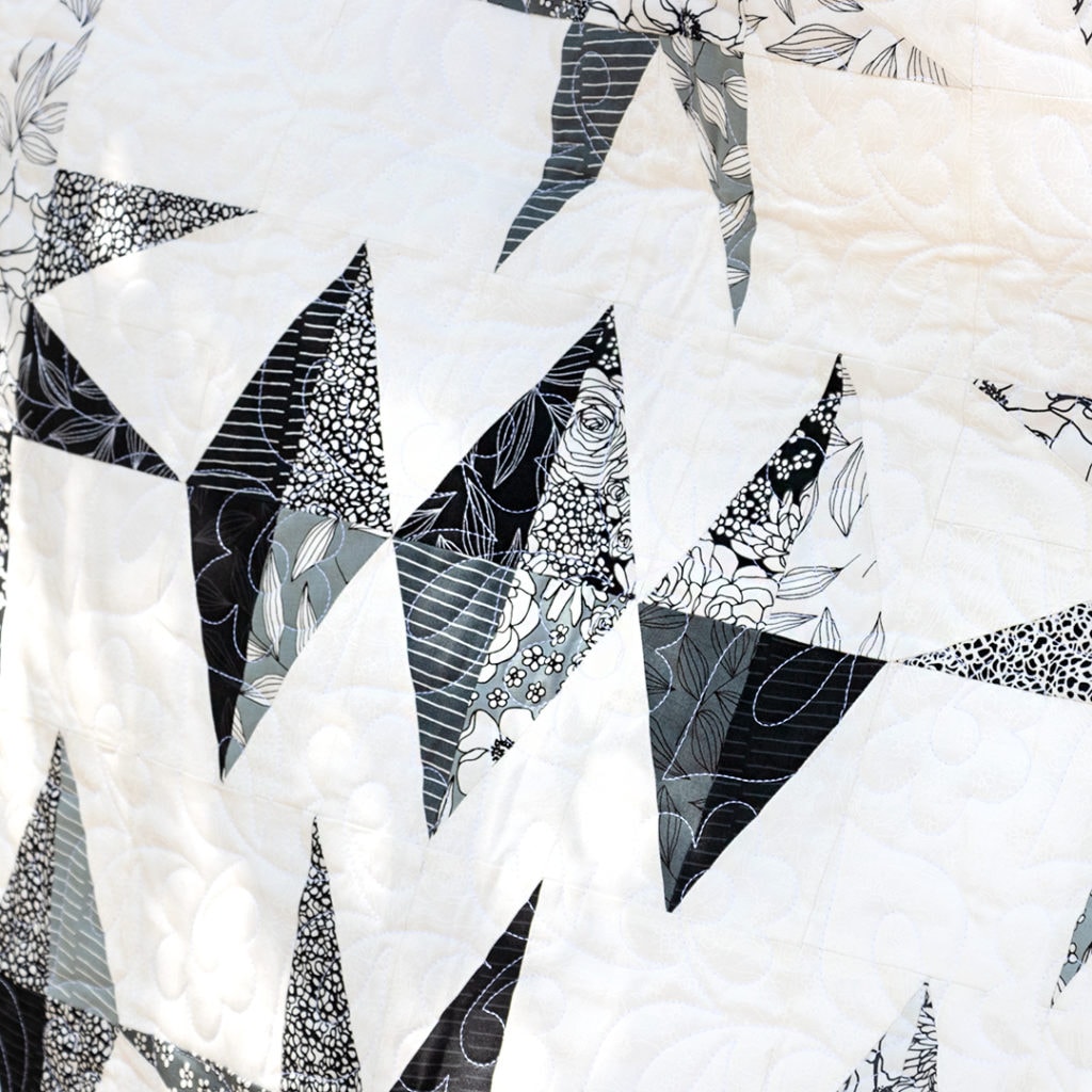 Get the Black Diamonds Quilt Kit