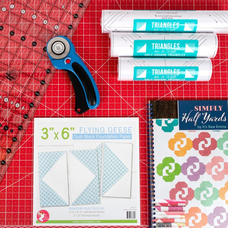 Triangles on a Roll in sizes 2.5″, 3″ and 4″ can be used on this quilt