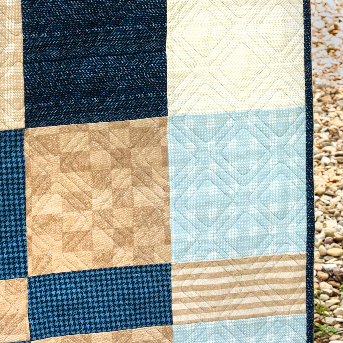 Flannel Plaid Patchwork Quilt - Diary of a Quilter - a quilt blog