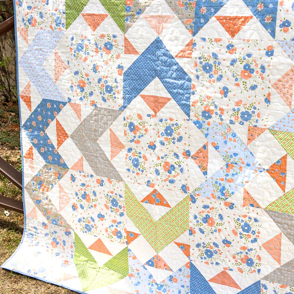 Classic & Vintage – Ribbon Border Quilt and FREE Quilt Block Tutorial