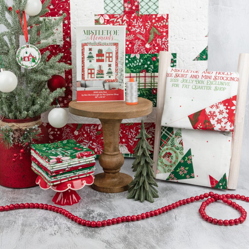 Mistletoe & Holly Petite Fat Quarter Bundle by Beverly McCullough for ...