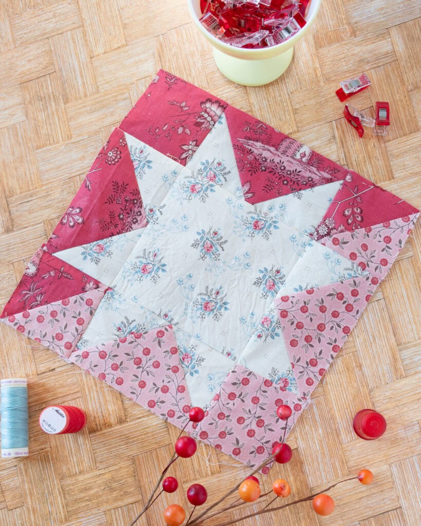 Lisa Alexander Patterns Sewcialites 3 Block 15 – Split Star by Lissa Alexander